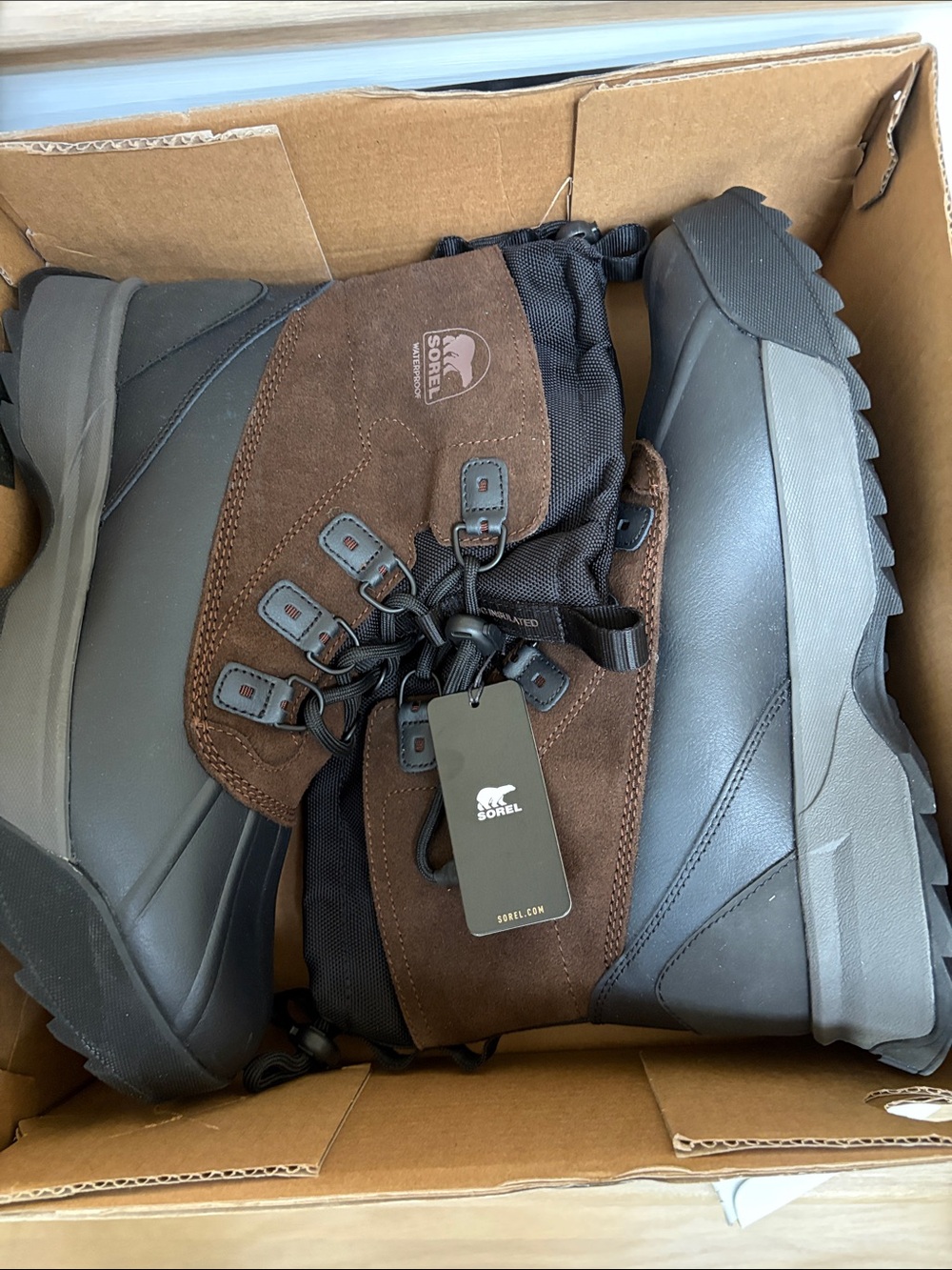 NWT/NIB Men’s Sorel Brown and Black Insulated Lace-Up Winter Boots - Picture 6 of 7